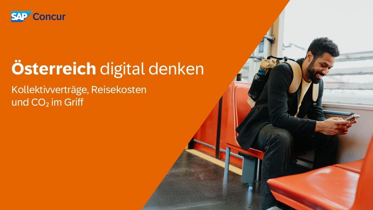 Geschäftsreisender schaut sich die Webinar-Aufzeichnung zu Kollektivverträgen und Reisekosten in Österreich an.